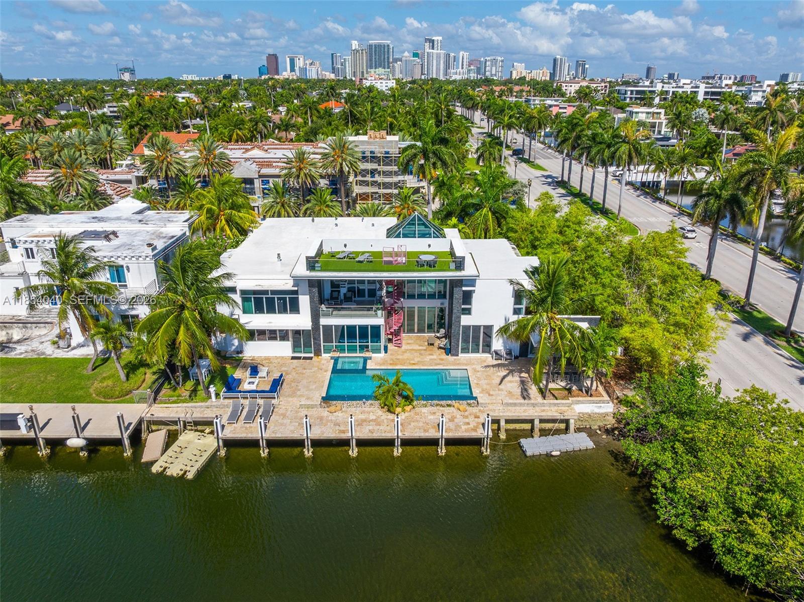 STILWELL ISLES - Residential