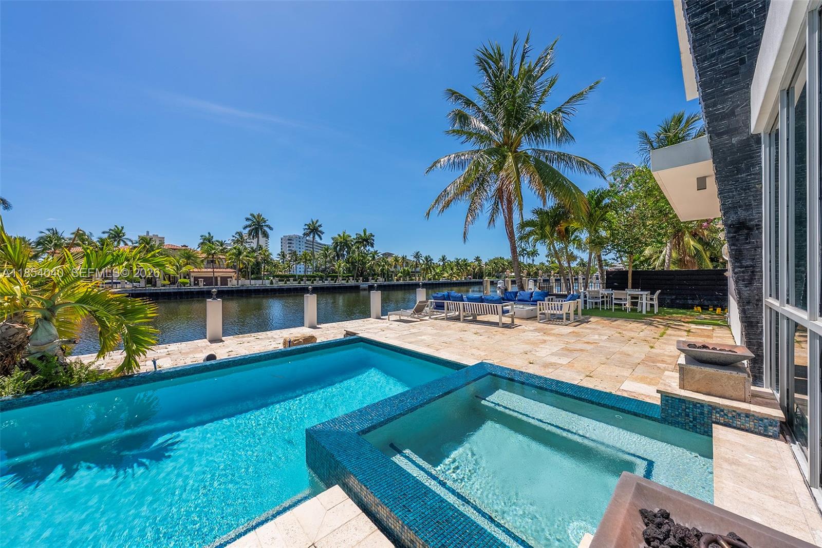 STILWELL ISLES - Residential
