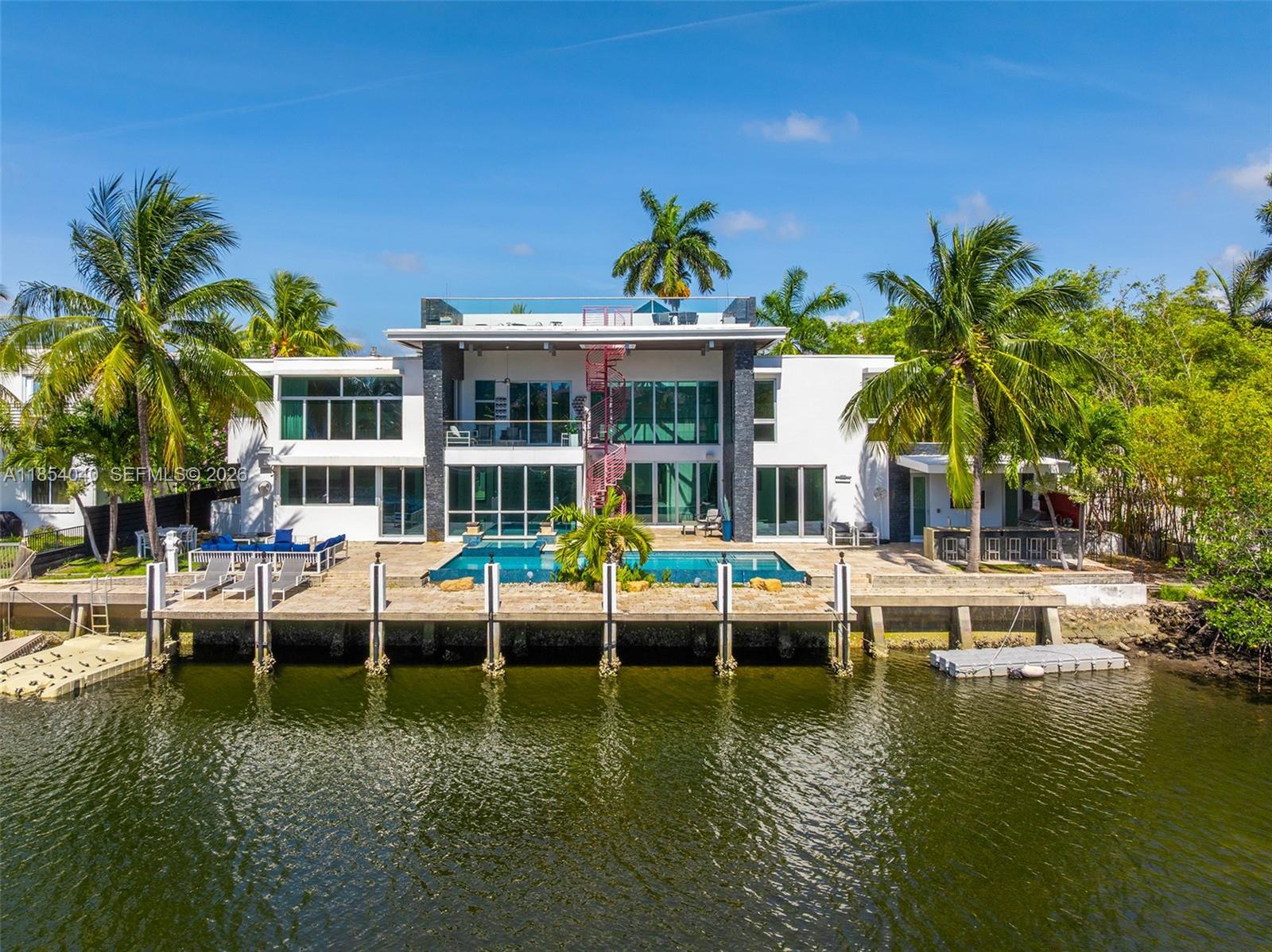 STILWELL ISLES - Residential