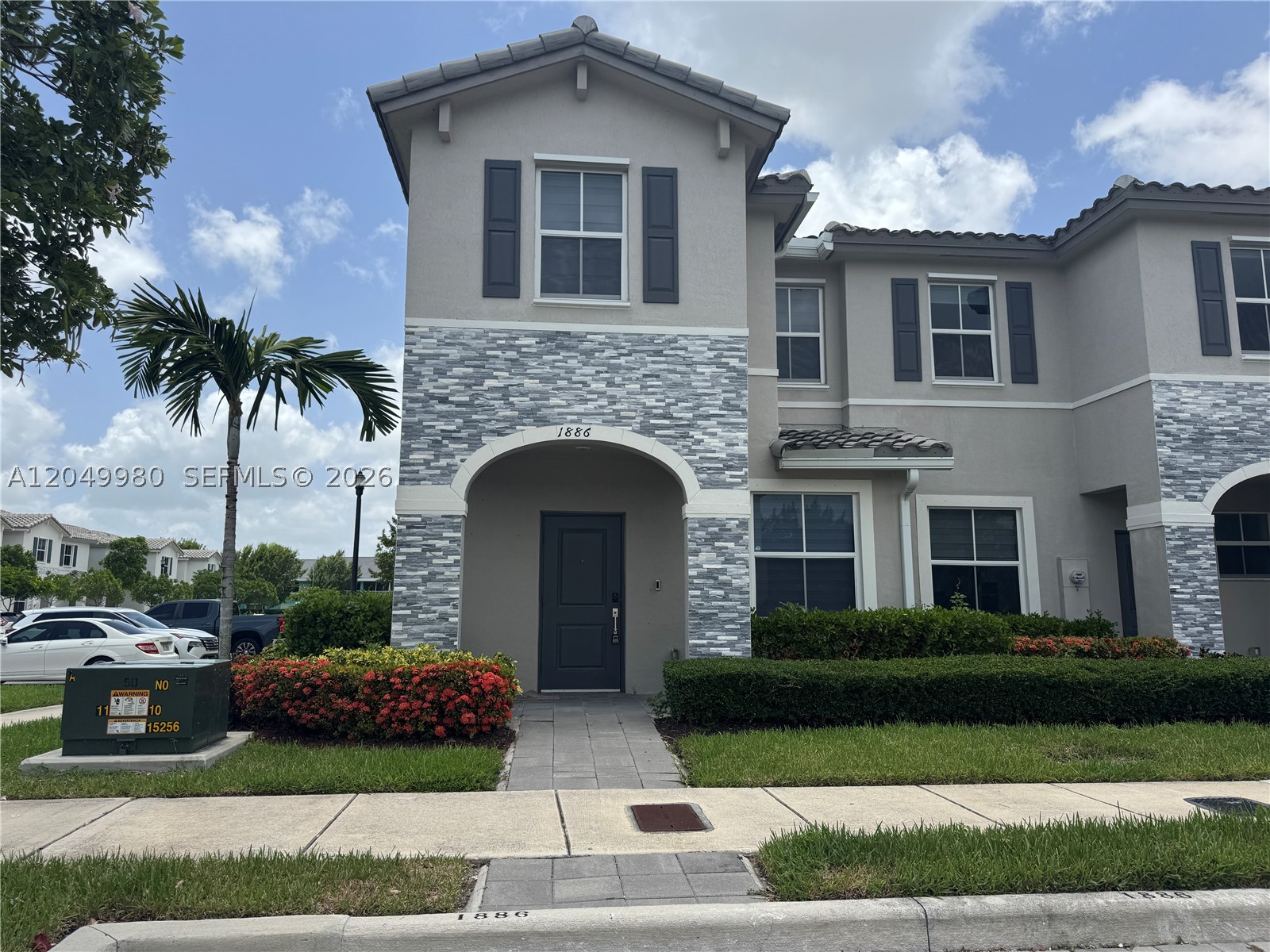 RIVIERA - Residential Lease