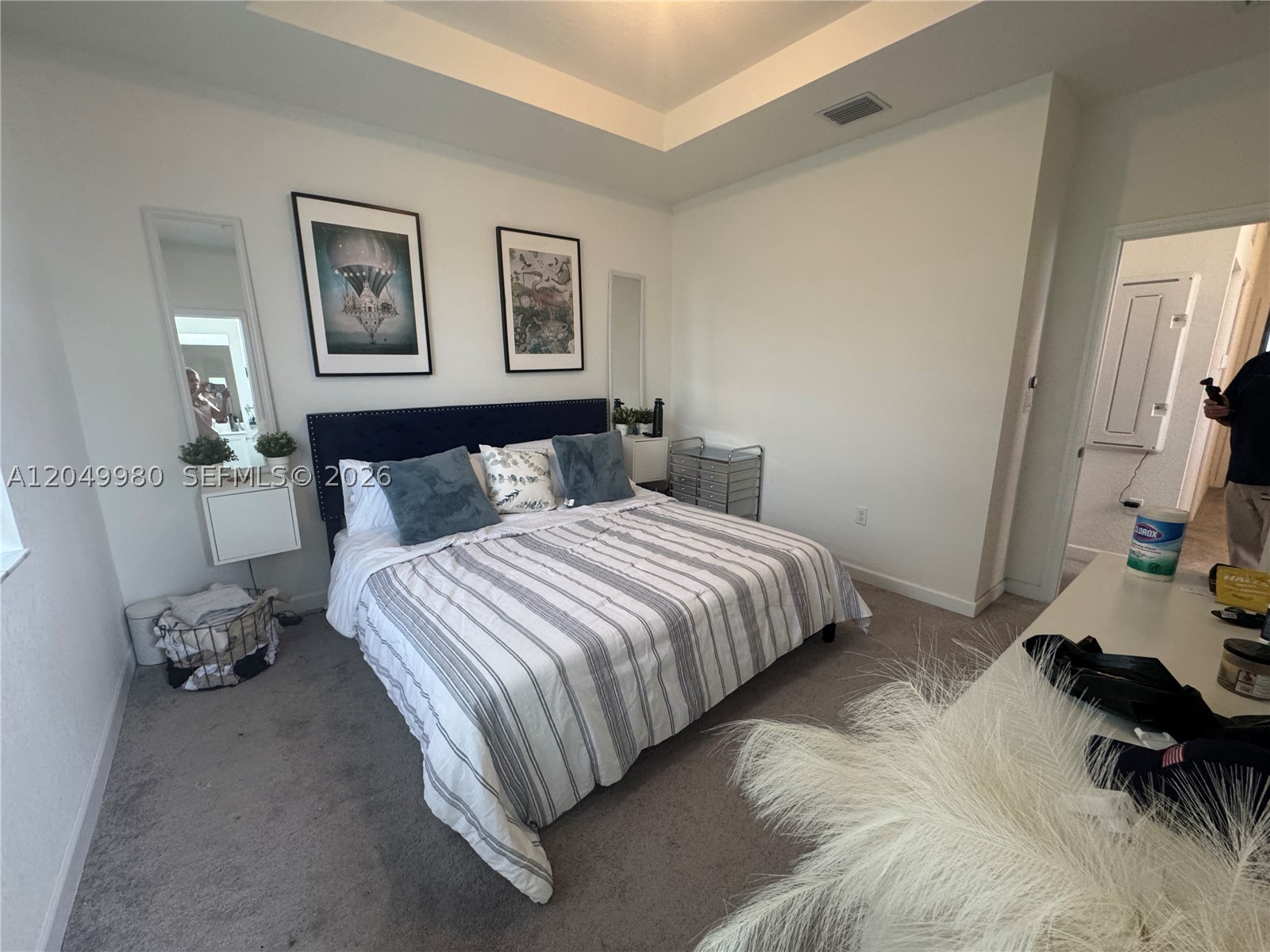RIVIERA - Residential Lease