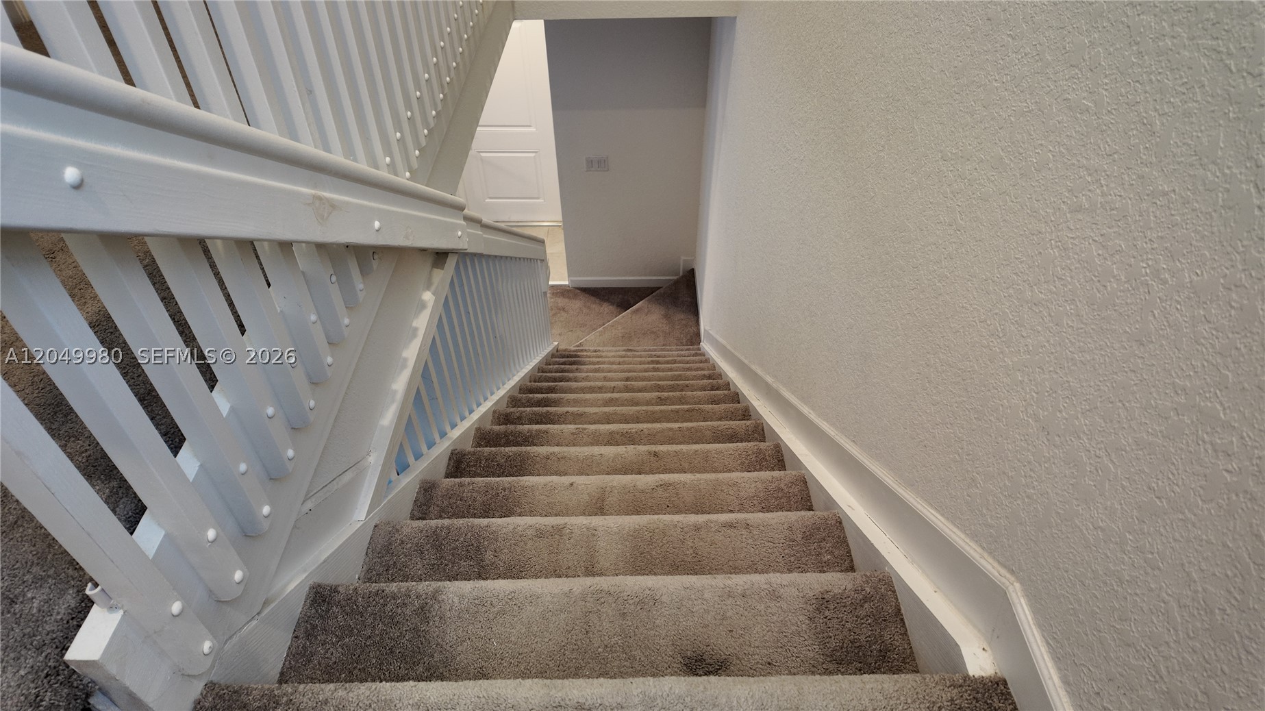 RIVIERA - Residential Lease
