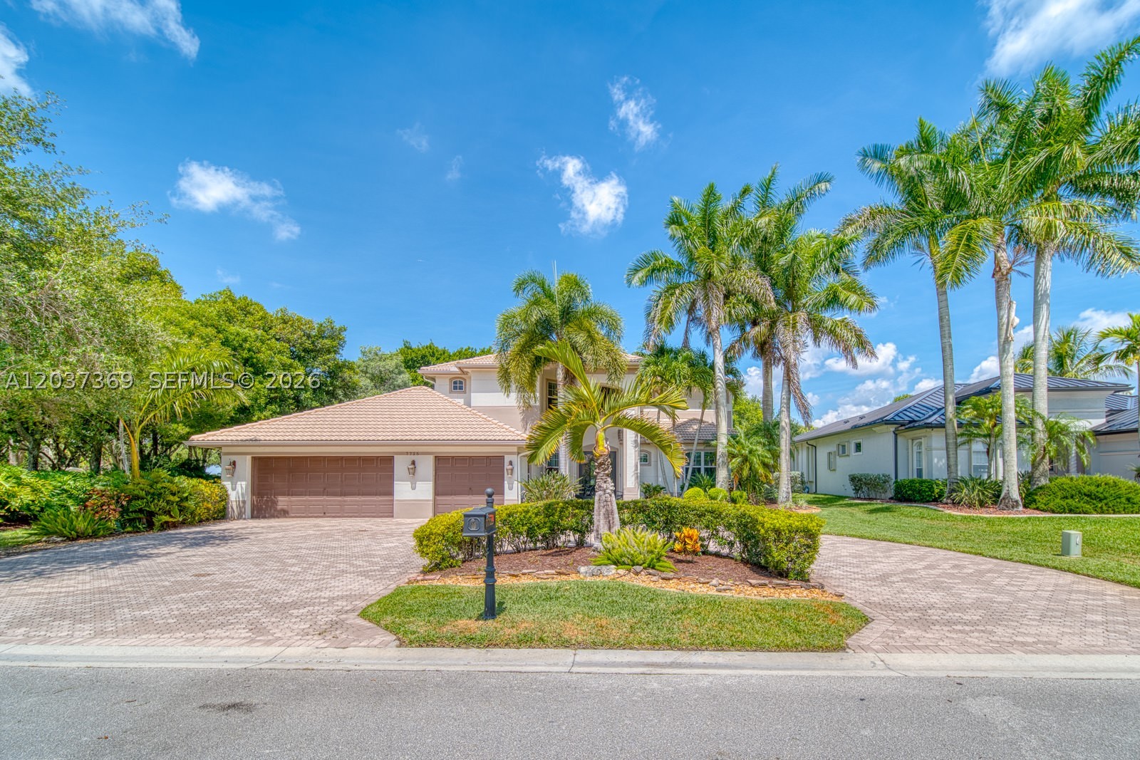 HERON BAY NORTHWEST - Residential