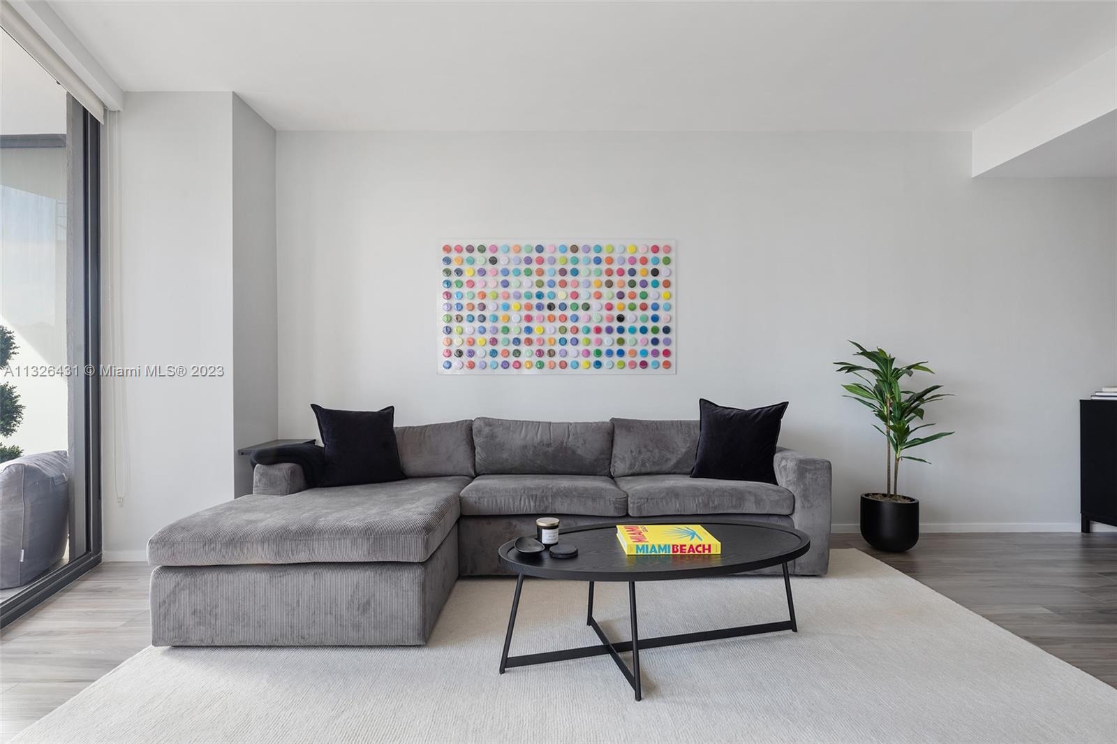 801 SMA RESIDENCES CONDO - Residential Lease