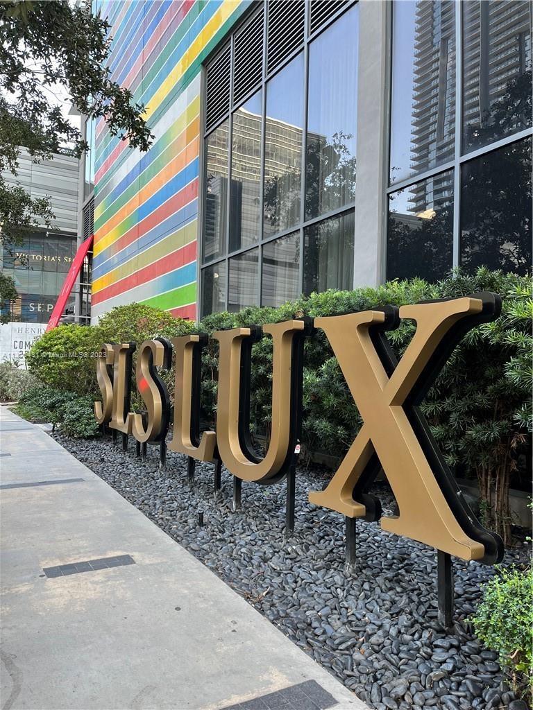 801 SMA RESIDENCES CONDO - Residential Lease