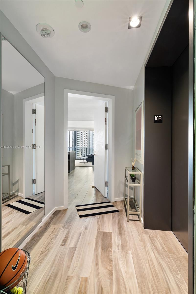 801 SMA RESIDENCES CONDO - Residential Lease