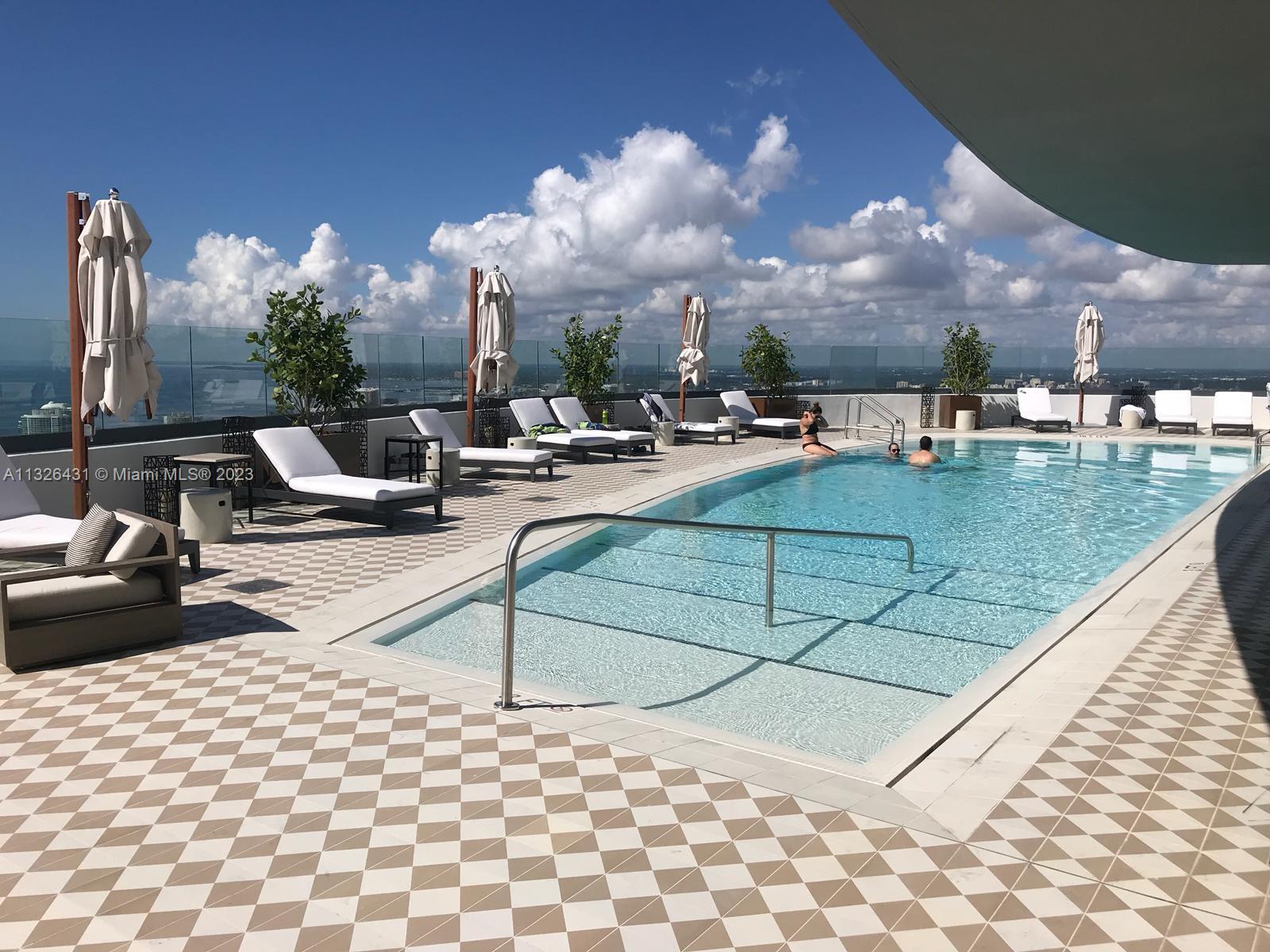 801 SMA RESIDENCES CONDO - Residential Lease
