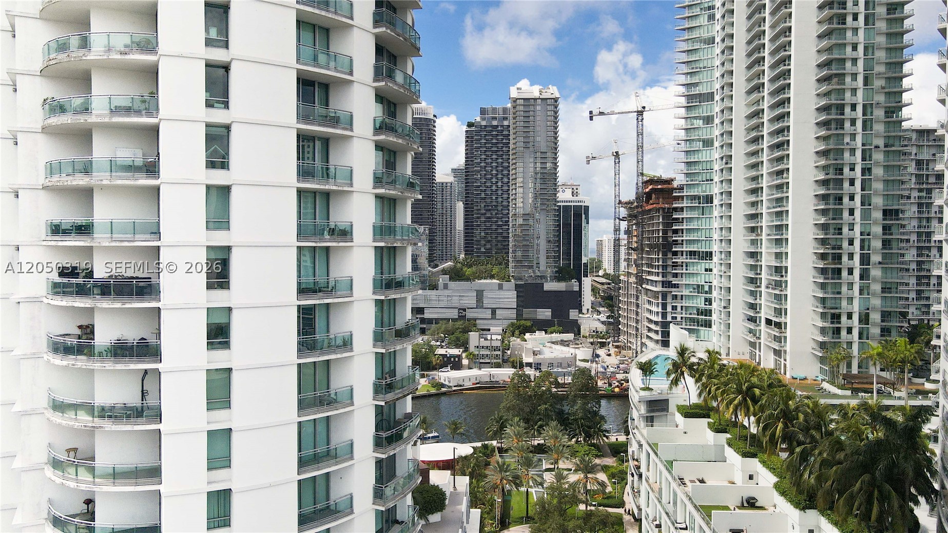 IVY CONDO - Residential