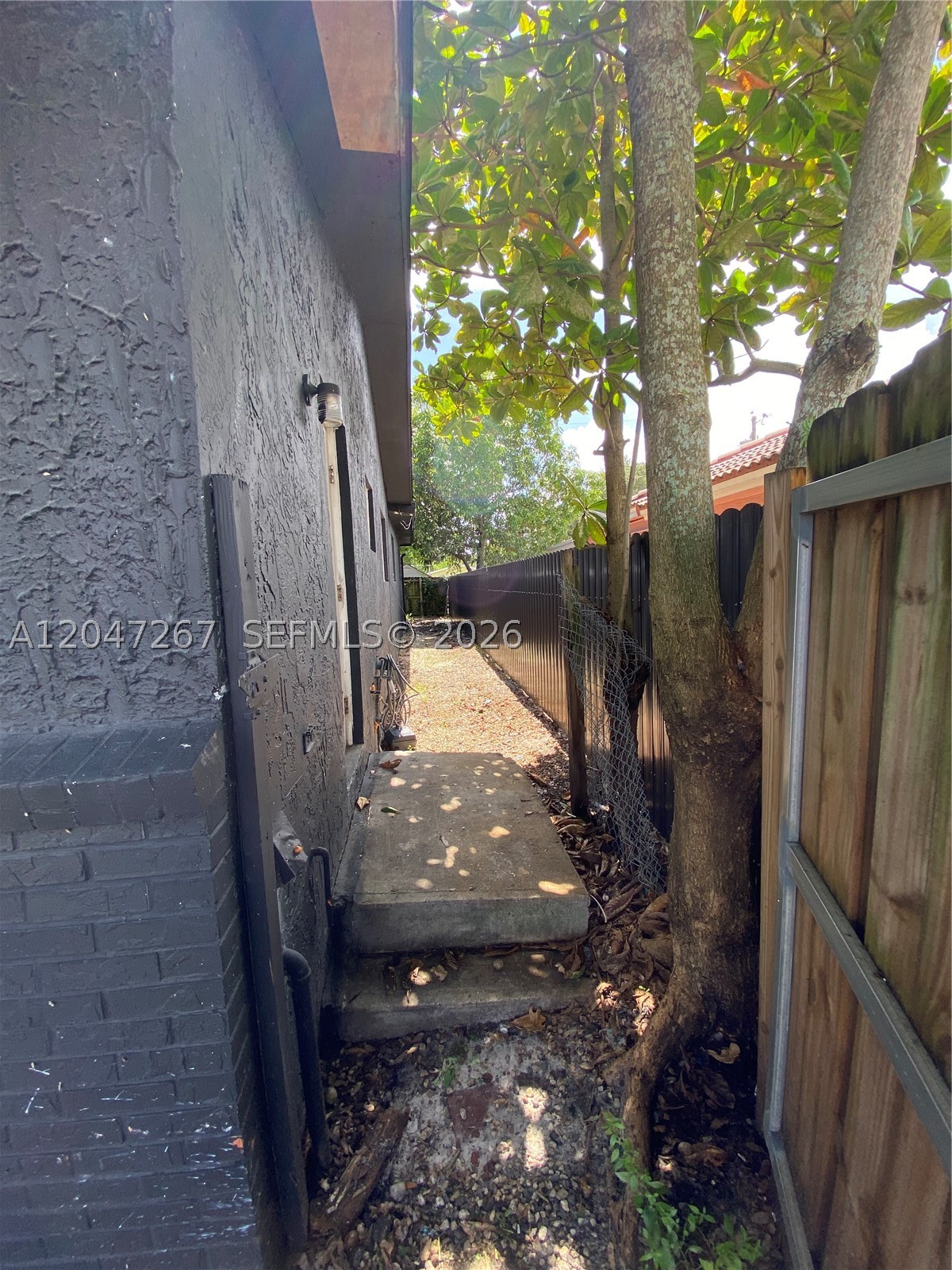 SUN LAND PARK - Residential Income
