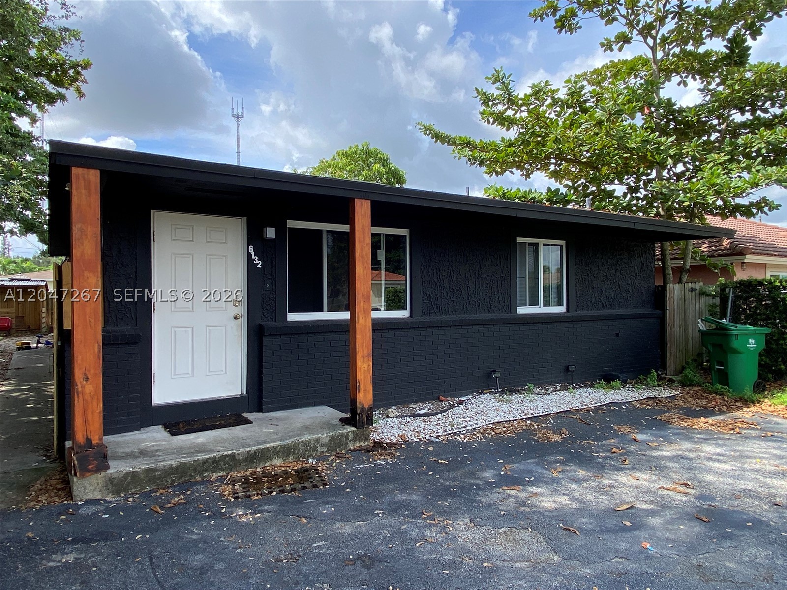SUN LAND PARK - Residential Income