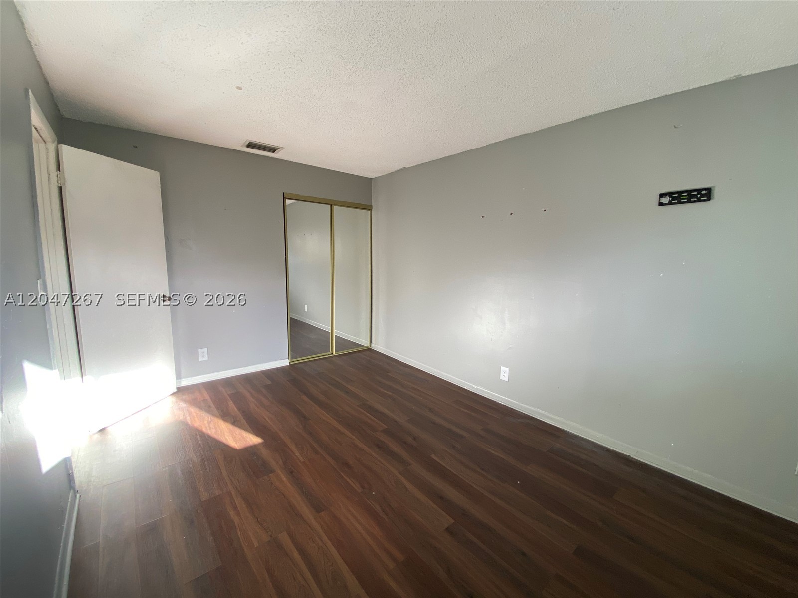 SUN LAND PARK - Residential Income