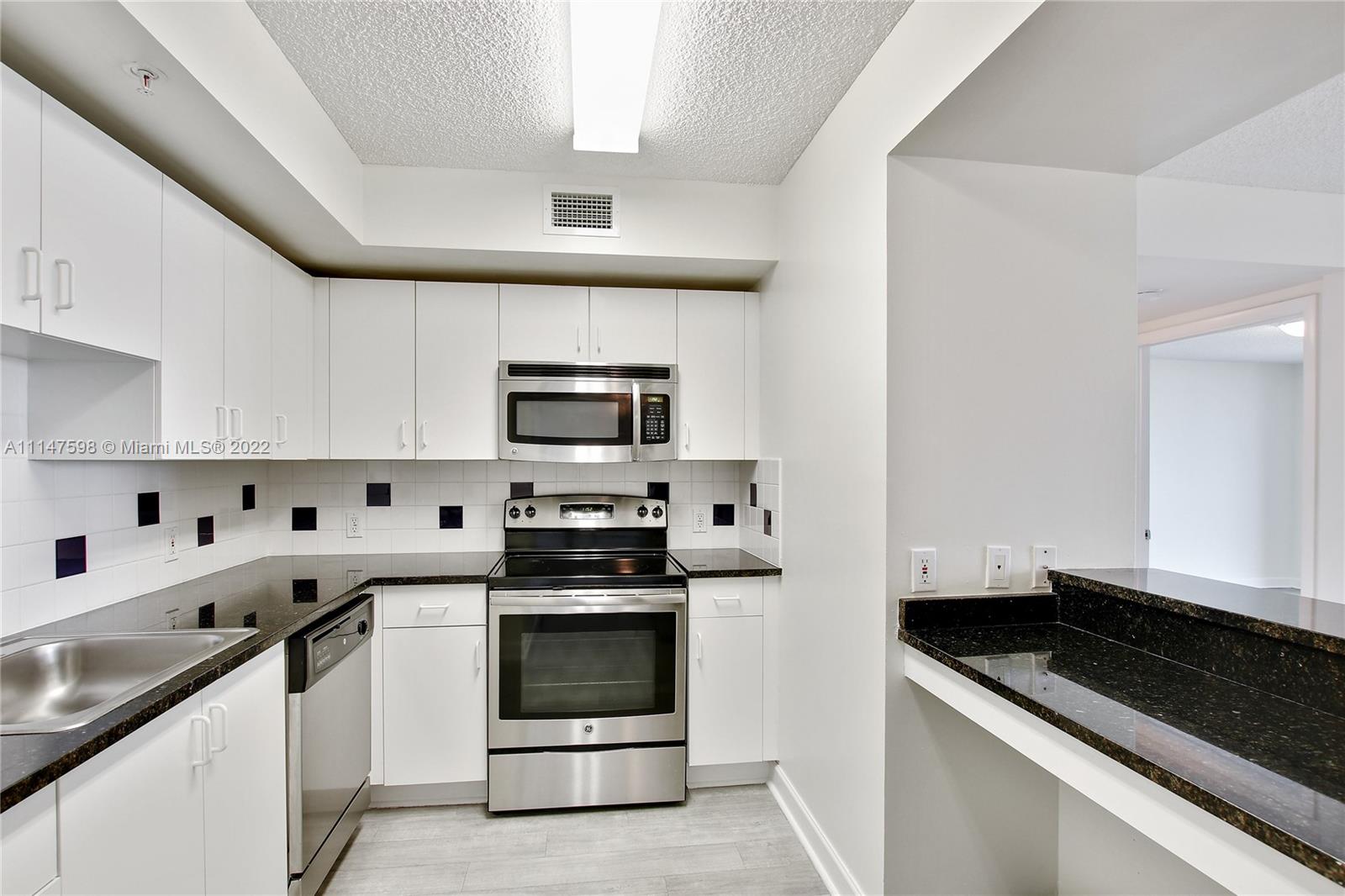 Flamingo Point - Residential Lease