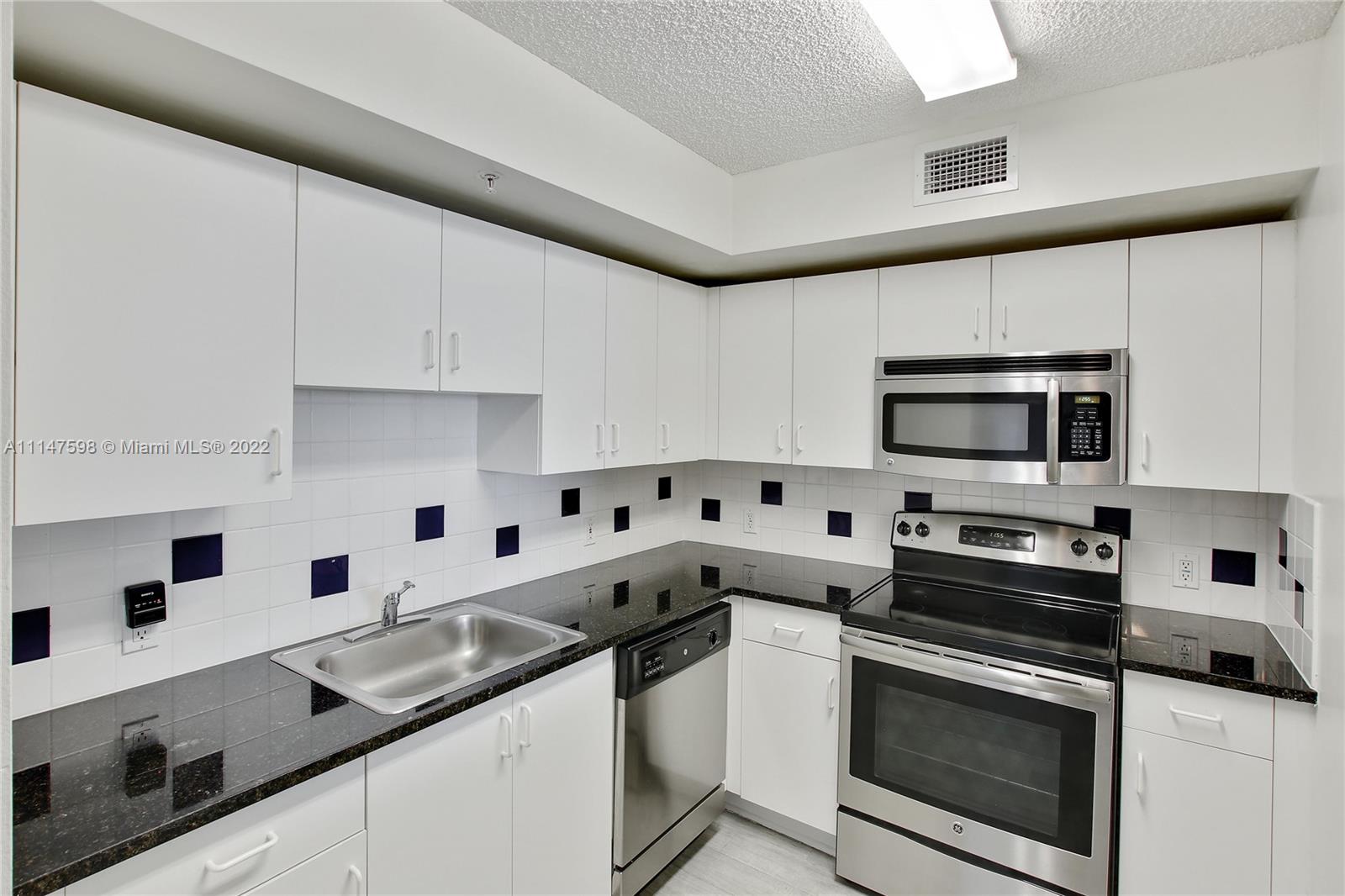 Flamingo Point - Residential Lease