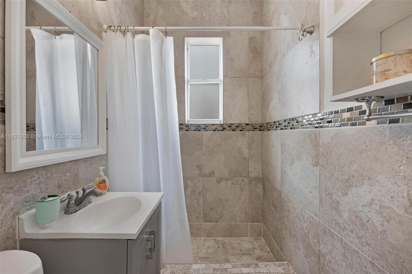OCEAN VILLAS CONDO - Residential