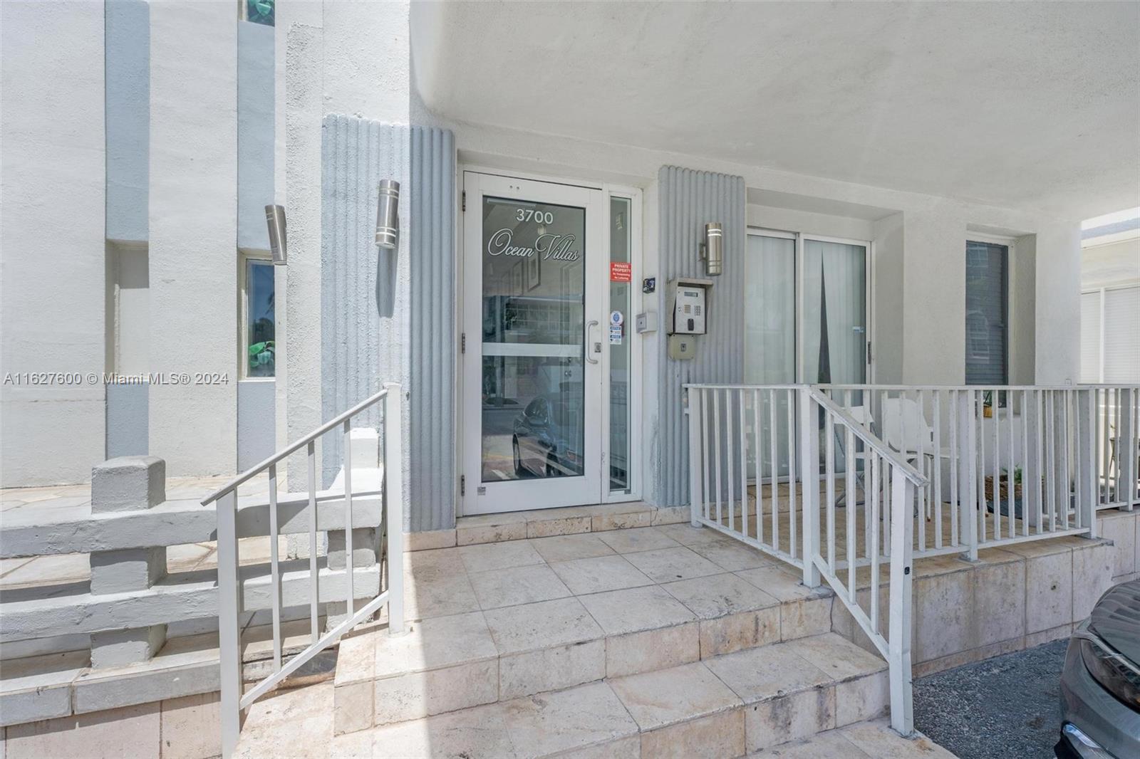 OCEAN VILLAS CONDO - Residential