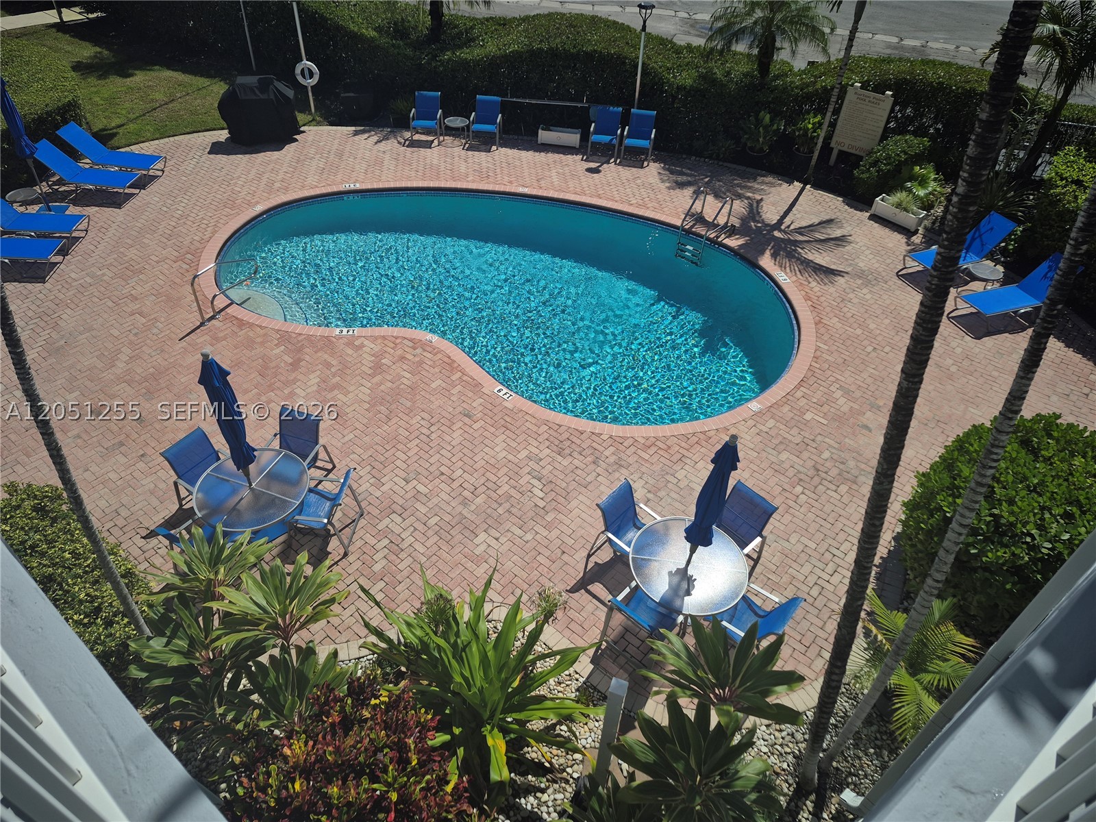 BURTON POINT - Residential