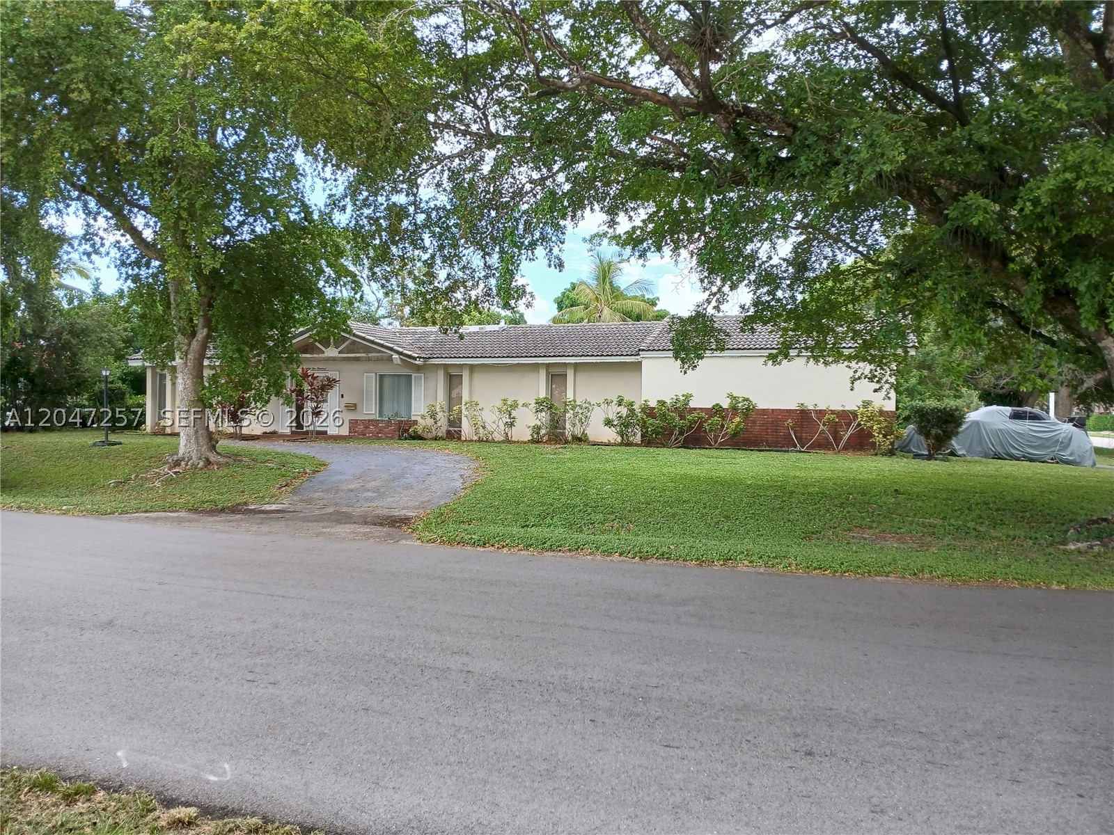 CORAL SPRINGS II - Residential
