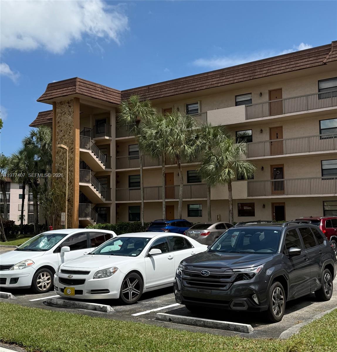 LAKES OF CARRIAGE HILLS - Residential