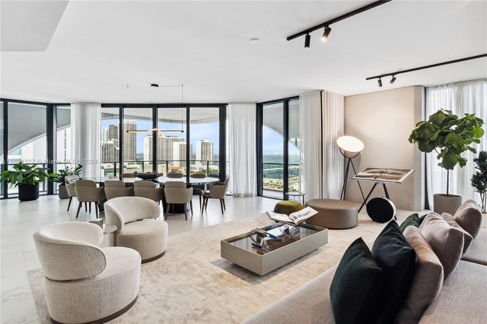 ONE THOUSAND MUSEUM CONDO - Residential
