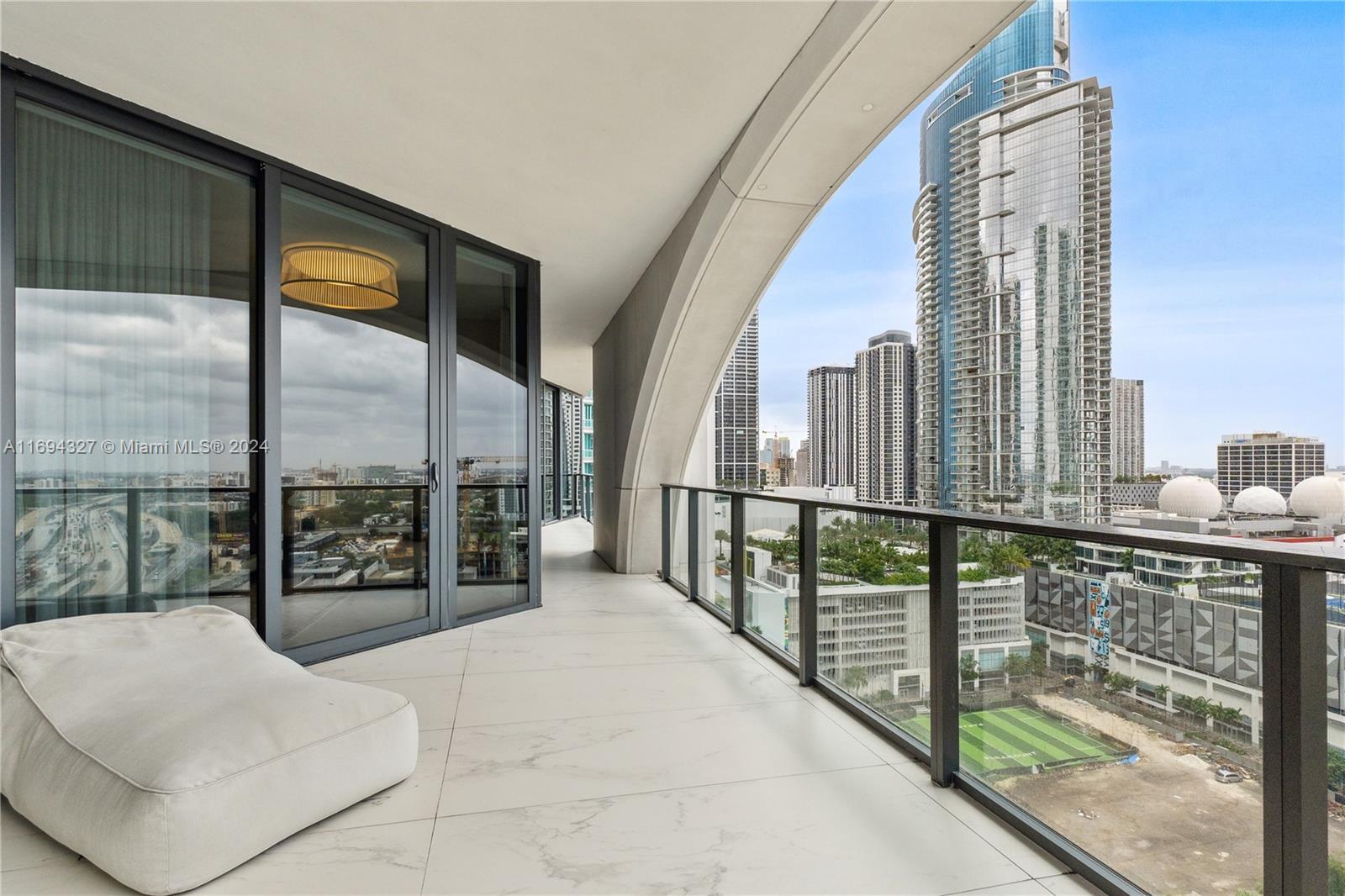 ONE THOUSAND MUSEUM CONDO - Residential