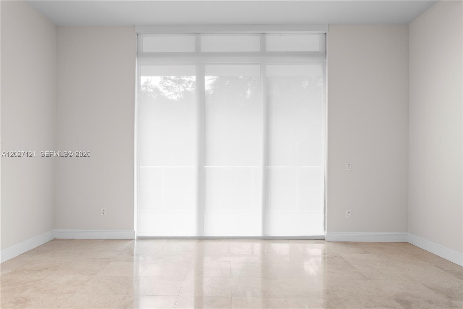 THE OAKS I CONDO - Residential