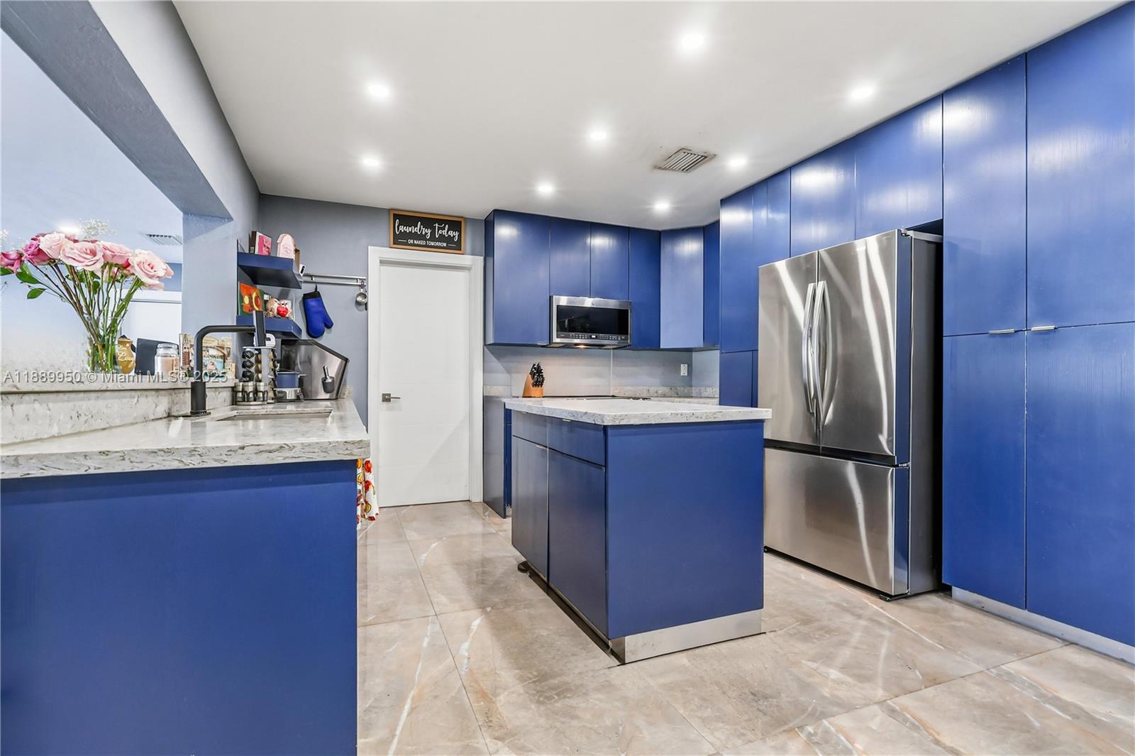 VANDERBILT PARK AMD PL - Residential