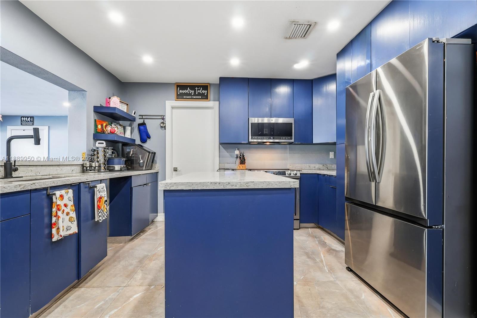 VANDERBILT PARK AMD PL - Residential
