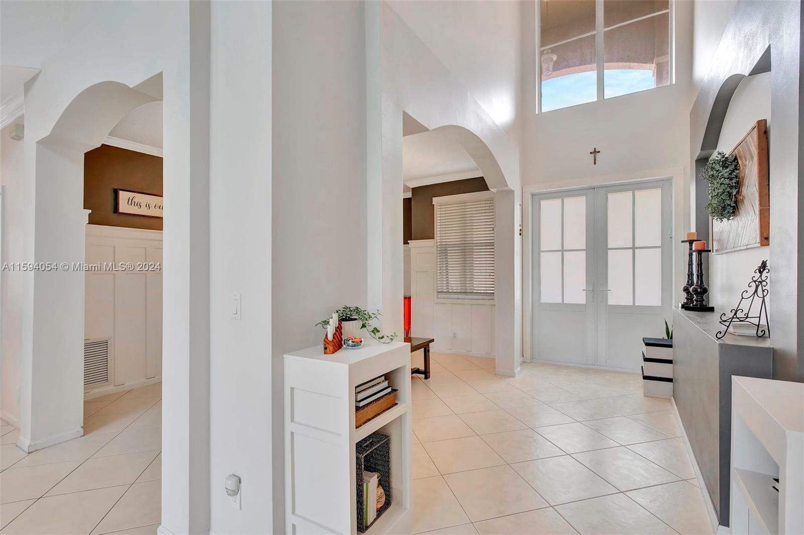 ENCANTADA - Residential