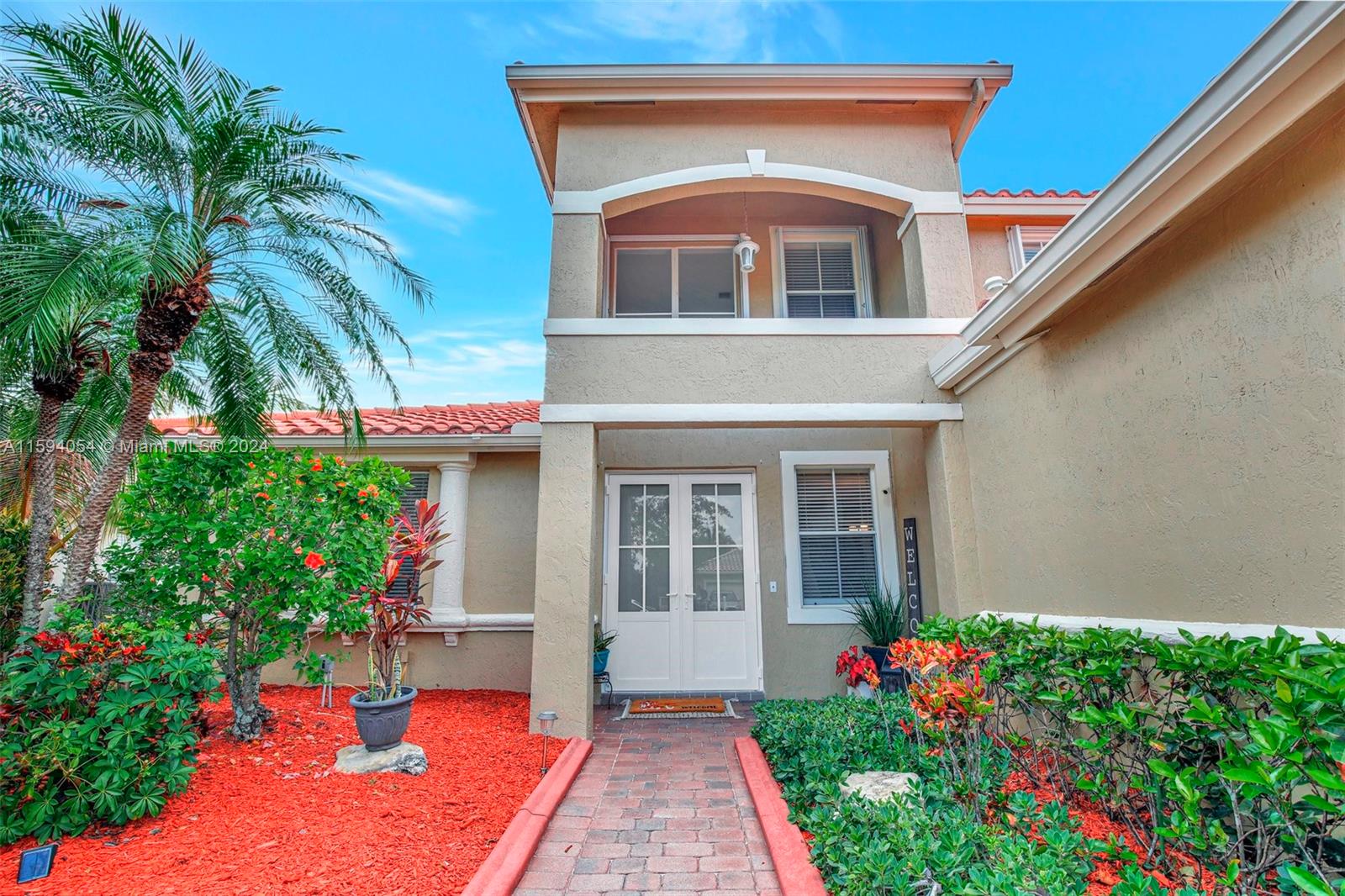 ENCANTADA - Residential