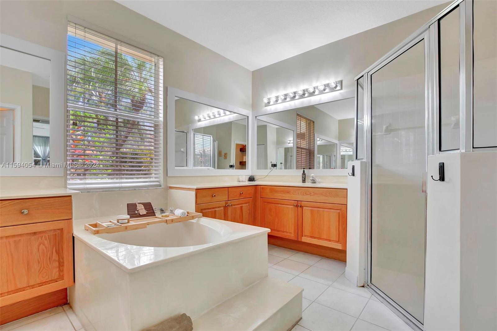 ENCANTADA - Residential
