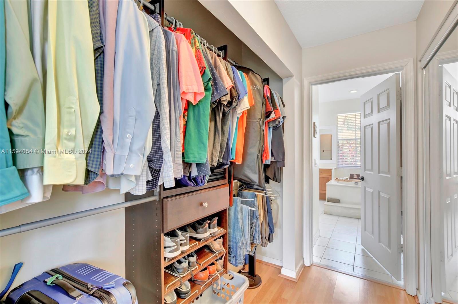 ENCANTADA - Residential