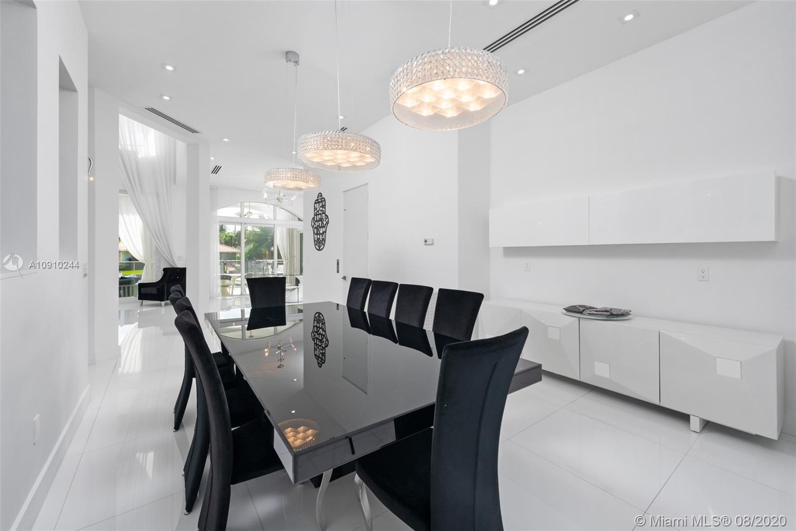 EASTERN SHORES - Residential