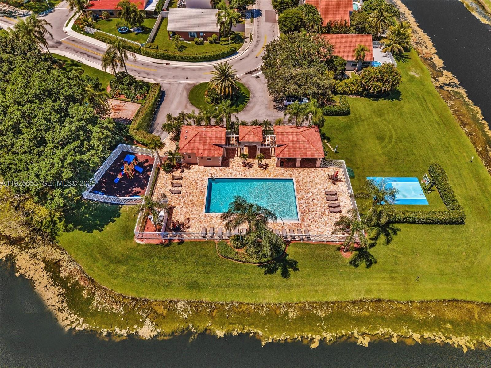 Bermuda Springs - Residential