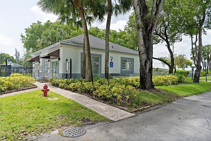 ST ANDREWS PALM BEACH CON - Residential Lease