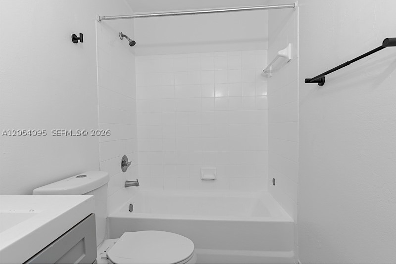 ST ANDREWS PALM BEACH CON - Residential Lease