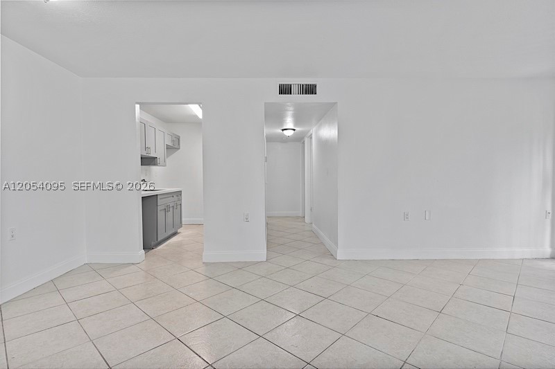 ST ANDREWS PALM BEACH CON - Residential Lease