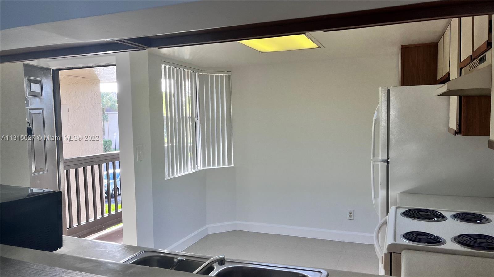 FAIRWAY GREENS CONDO HOME - Residential Lease