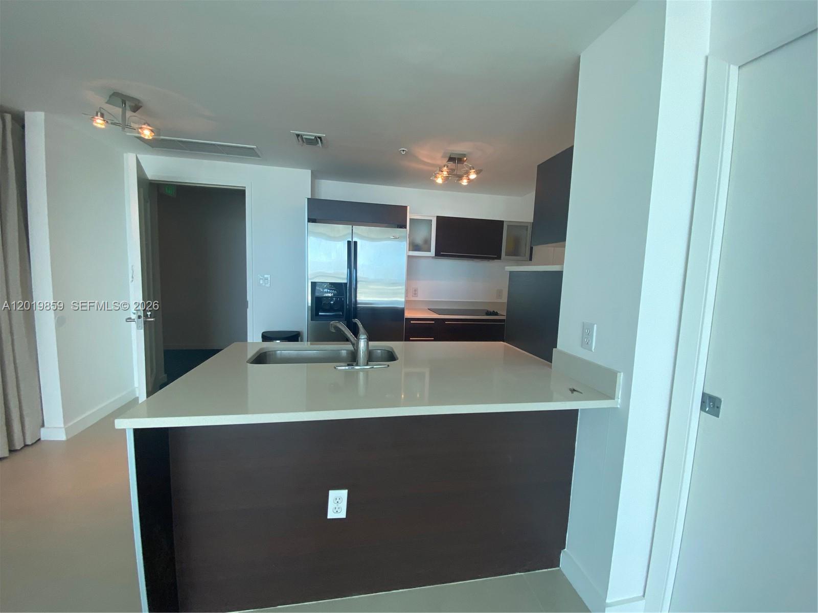 QUANTUM ON THE BAY CONDO - Residential