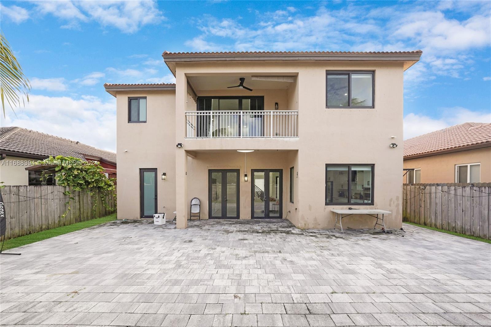 CENTURY PRESTIGE - Residential