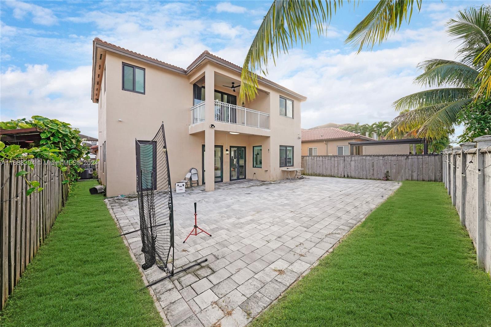 CENTURY PRESTIGE - Residential