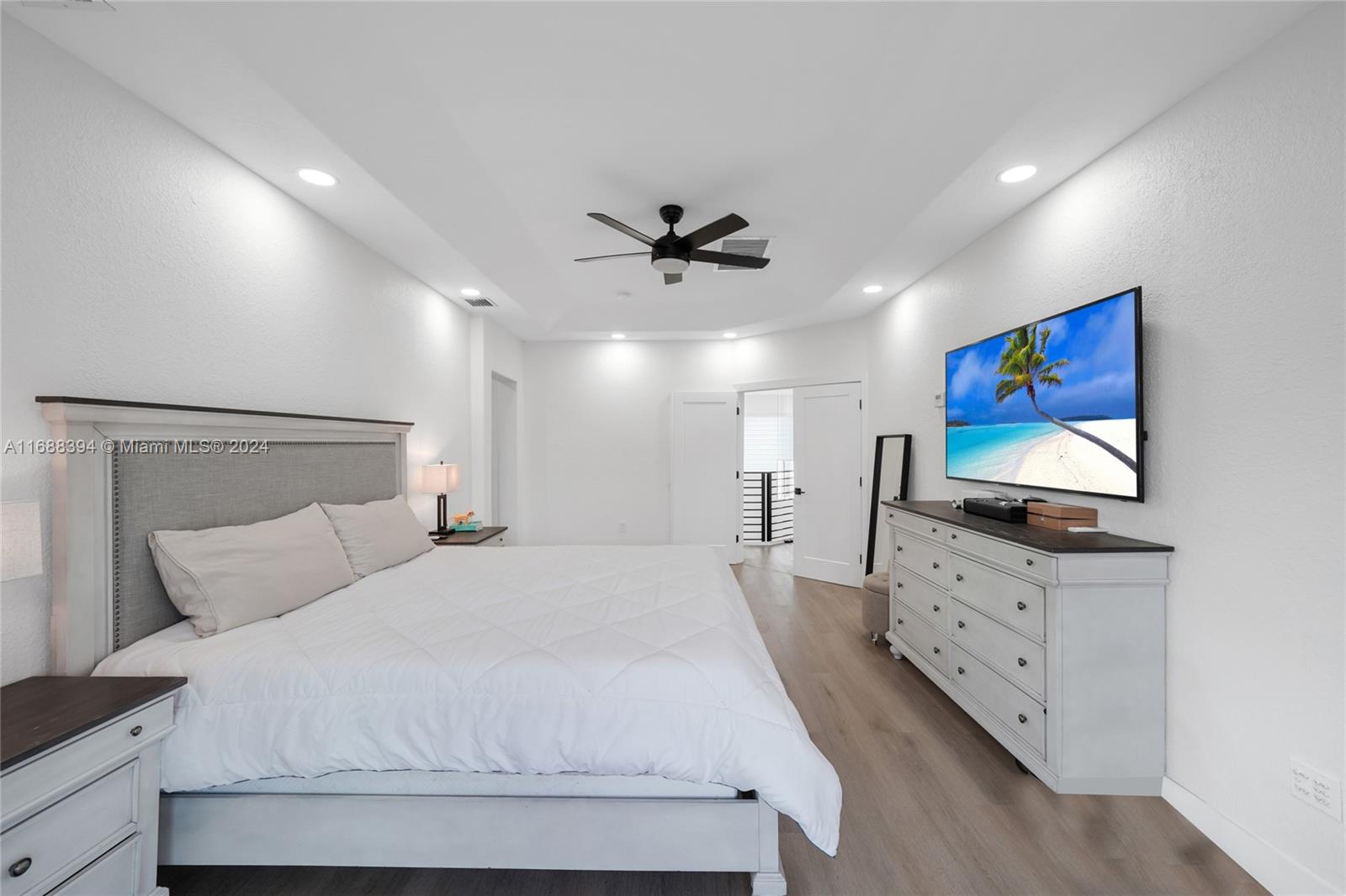 CENTURY PRESTIGE - Residential