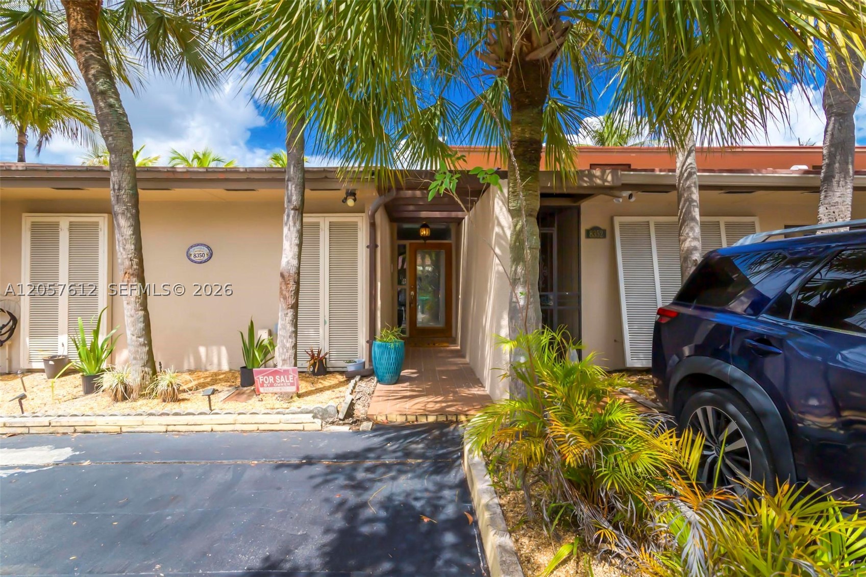 MIAMI LAKES - LAKE SANDRA - Residential