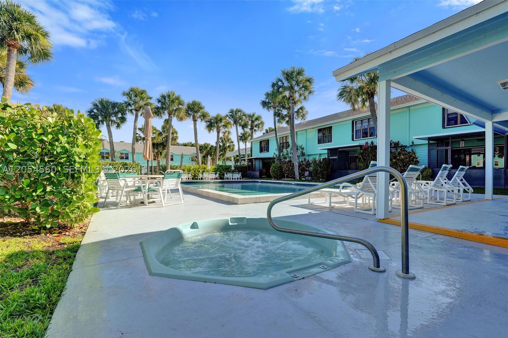 10 Minutes To The Ocean - Residential