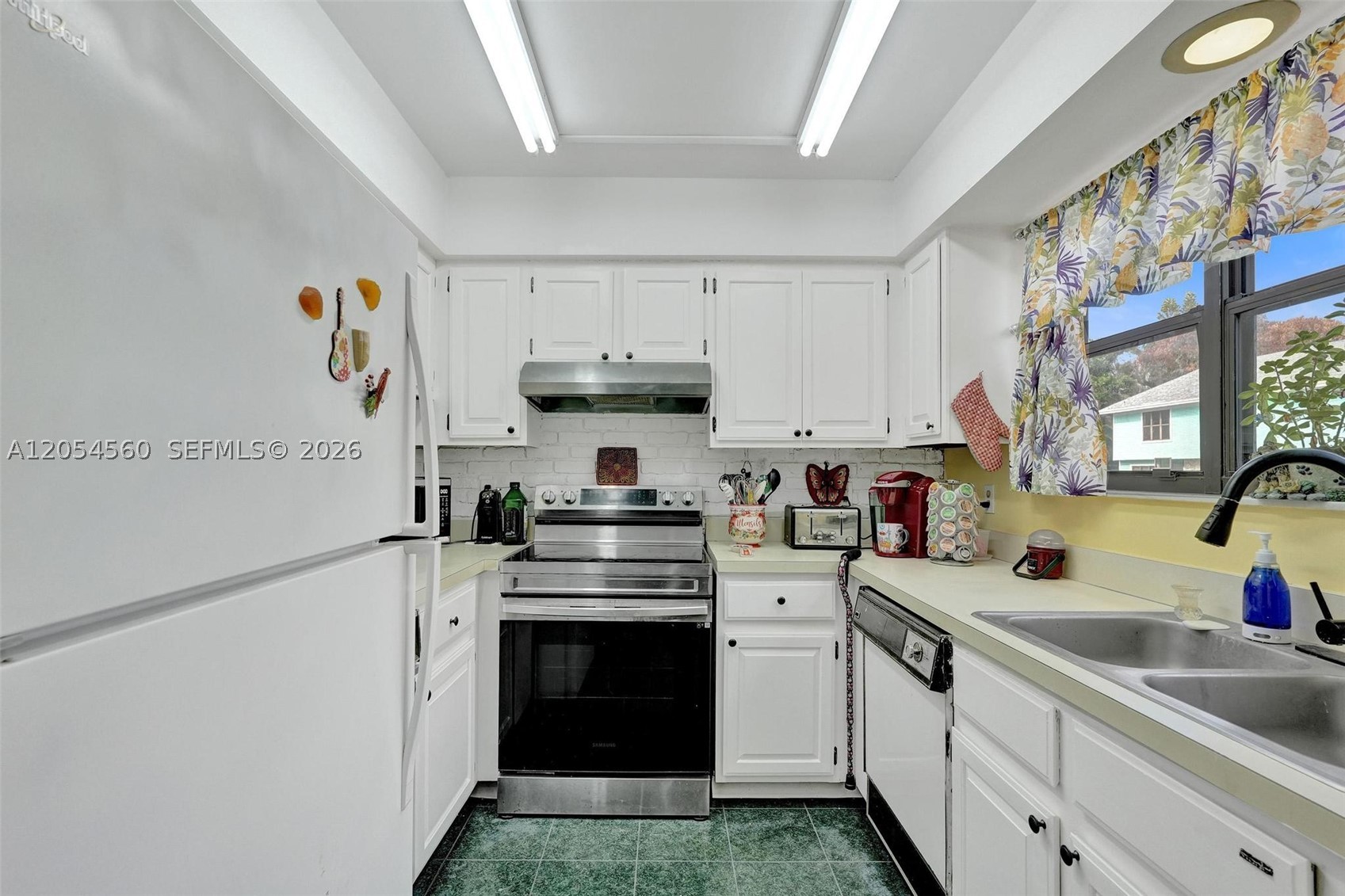 10 Minutes To The Ocean - Residential