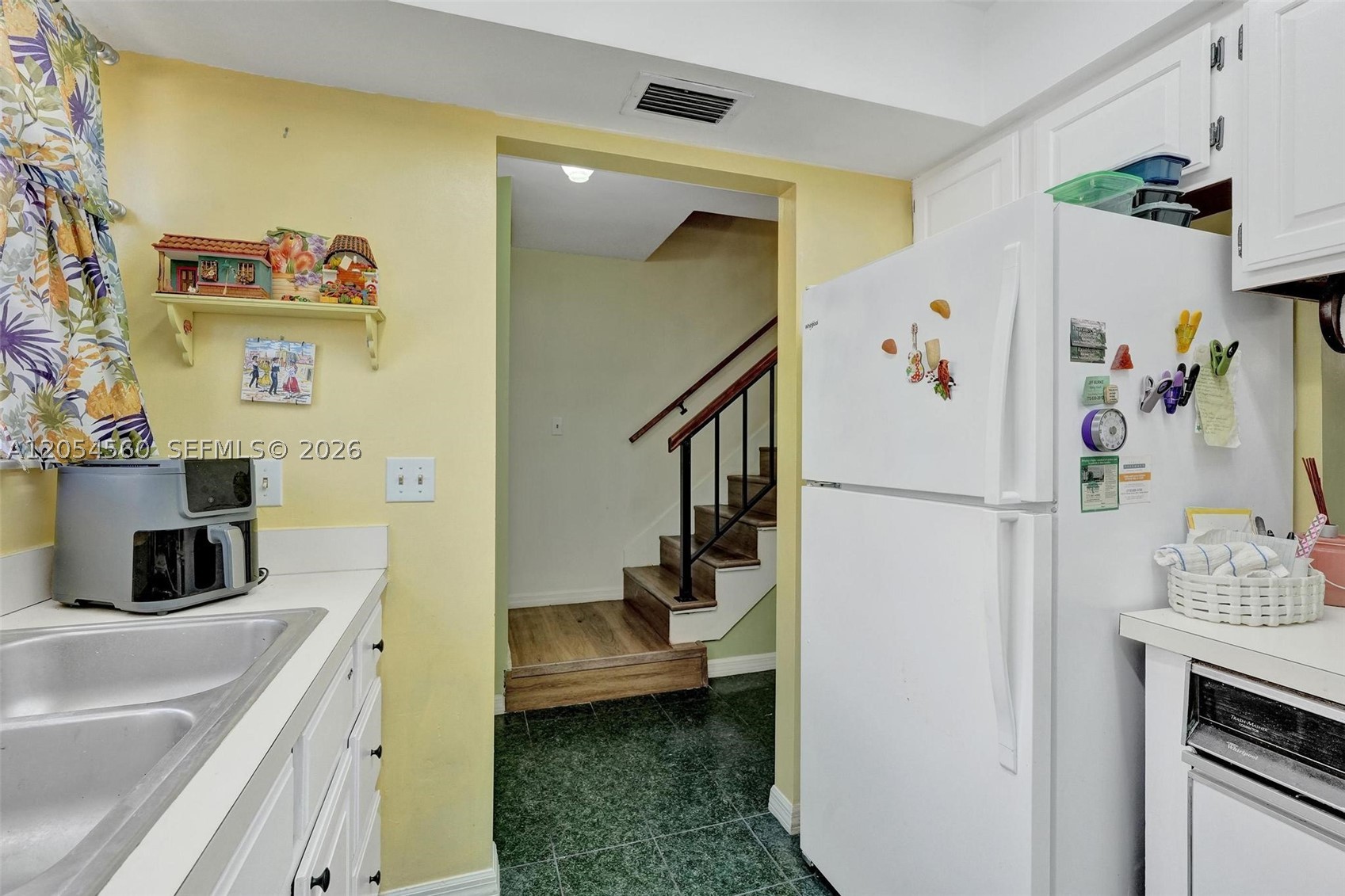 10 Minutes To The Ocean - Residential