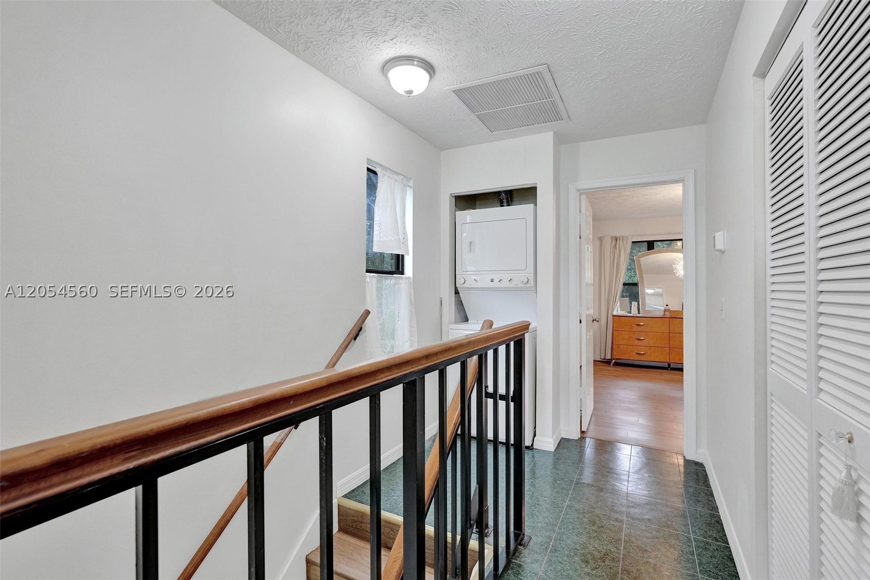 10 Minutes To The Ocean - Residential