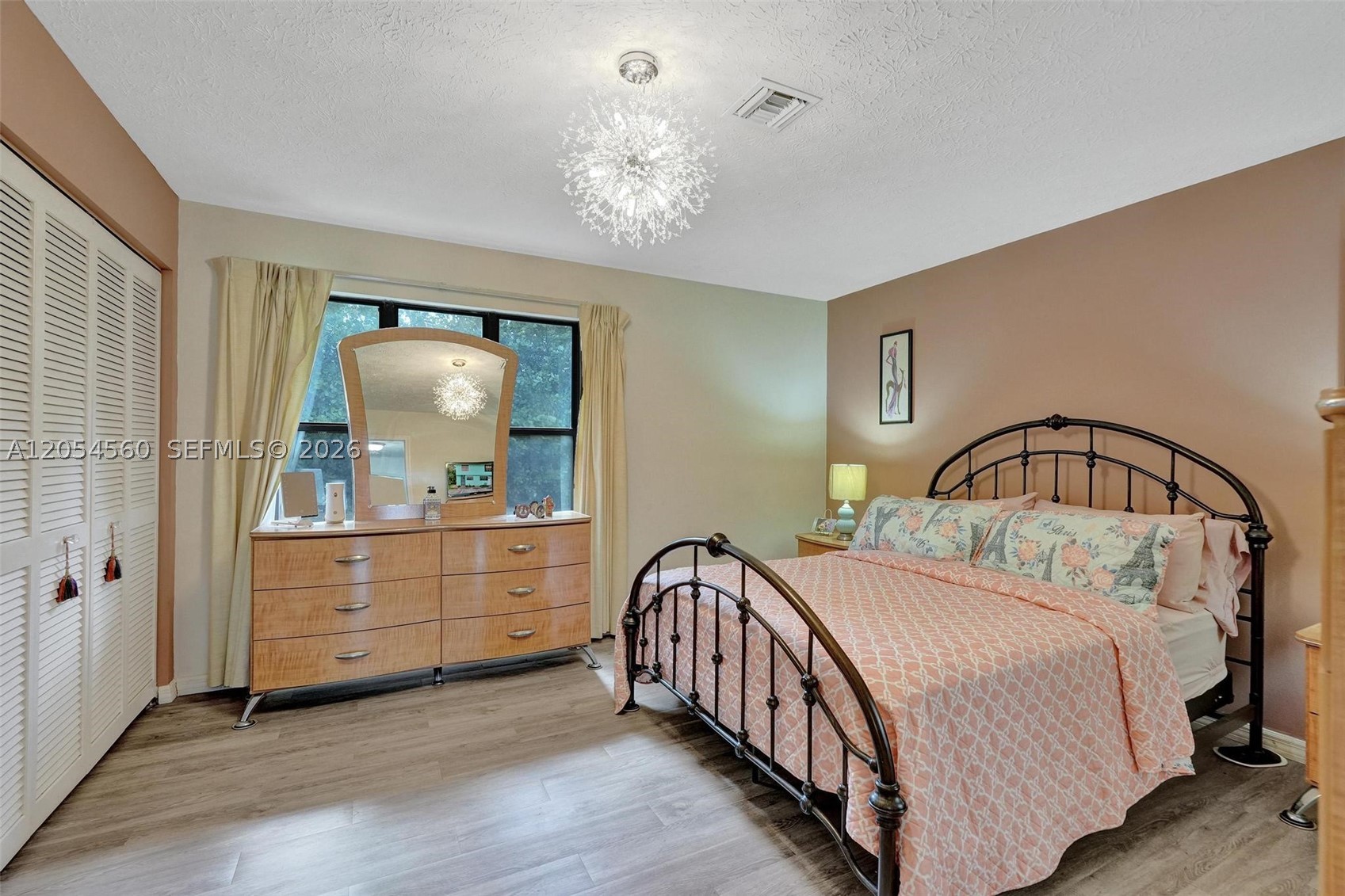 10 Minutes To The Ocean - Residential