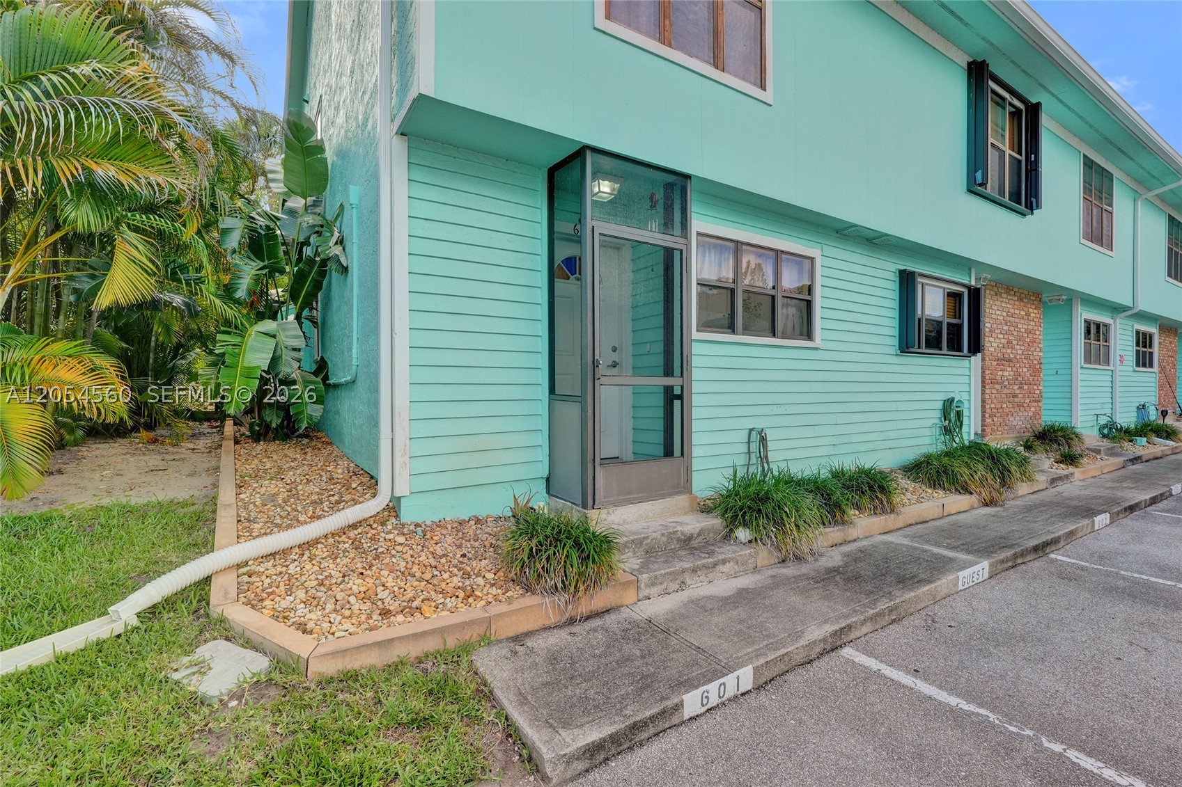 10 Minutes To The Ocean - Residential