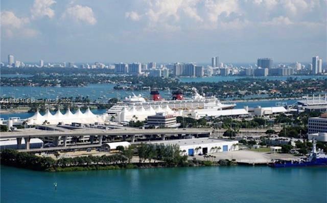 50 BISCAYNE CONDO - Residential Lease