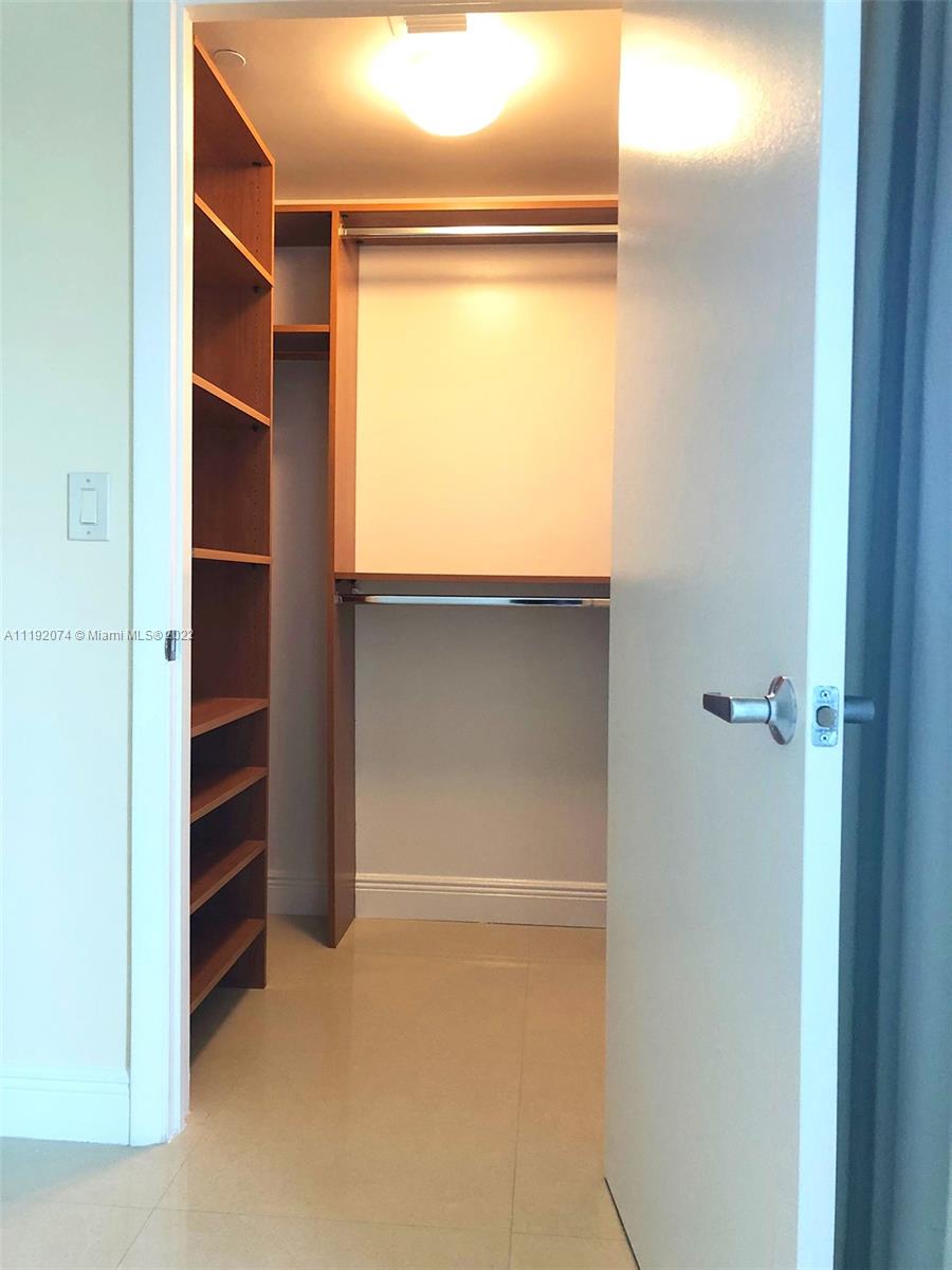 50 BISCAYNE CONDO - Residential Lease